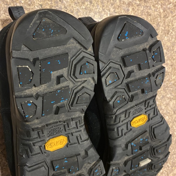 L.L. Bean Insulated Comfort Mocs With Arctic Grip Suede Vibram 11 Medium Black - Picture 10 of 17